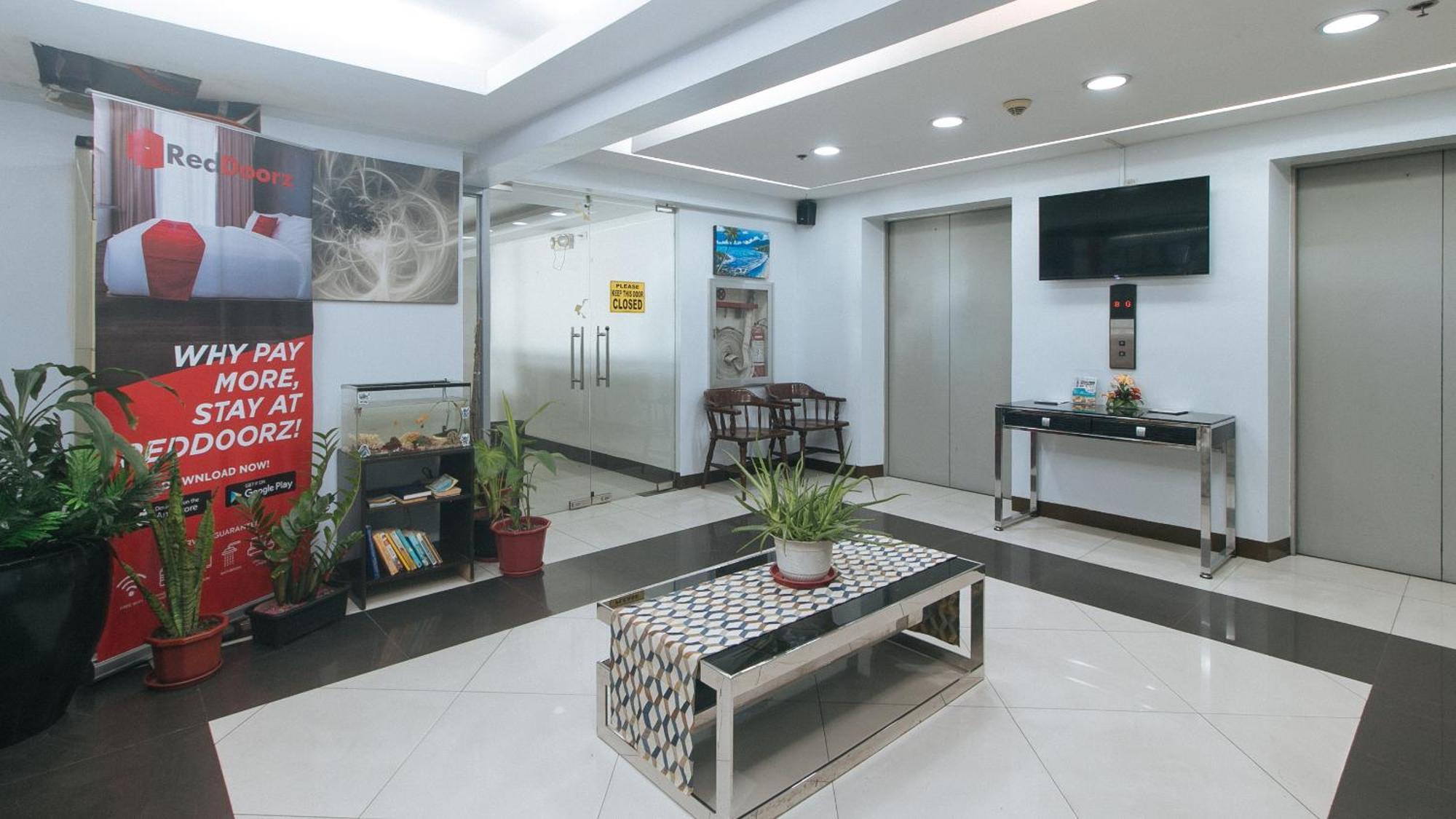 Hotel Reddoorz At Bp International Powerhouse Inc Near Sm Manila Exteriér fotografie