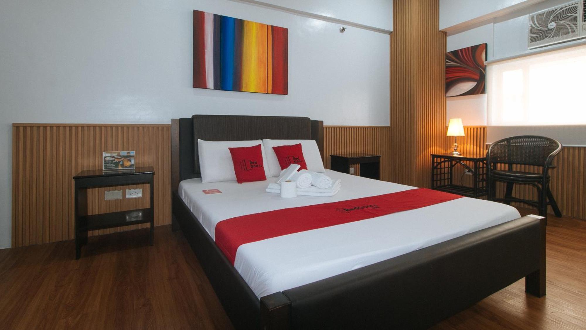 Hotel Reddoorz At Bp International Powerhouse Inc Near Sm Manila Exteriér fotografie